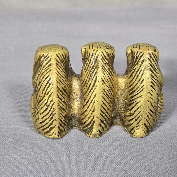 Vintage Brass Three Wise Monkeys Paperweight Made in England Desk Miniature - Picture 3 of 9